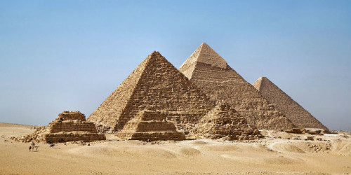Giza Pyramids in Egypt. (Photo: Ricardo Liberato/ Wiki Commons)