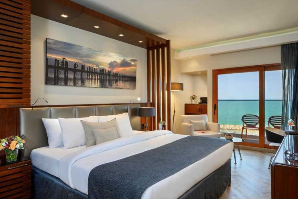 Carlton Tel Aviv Hotel 4